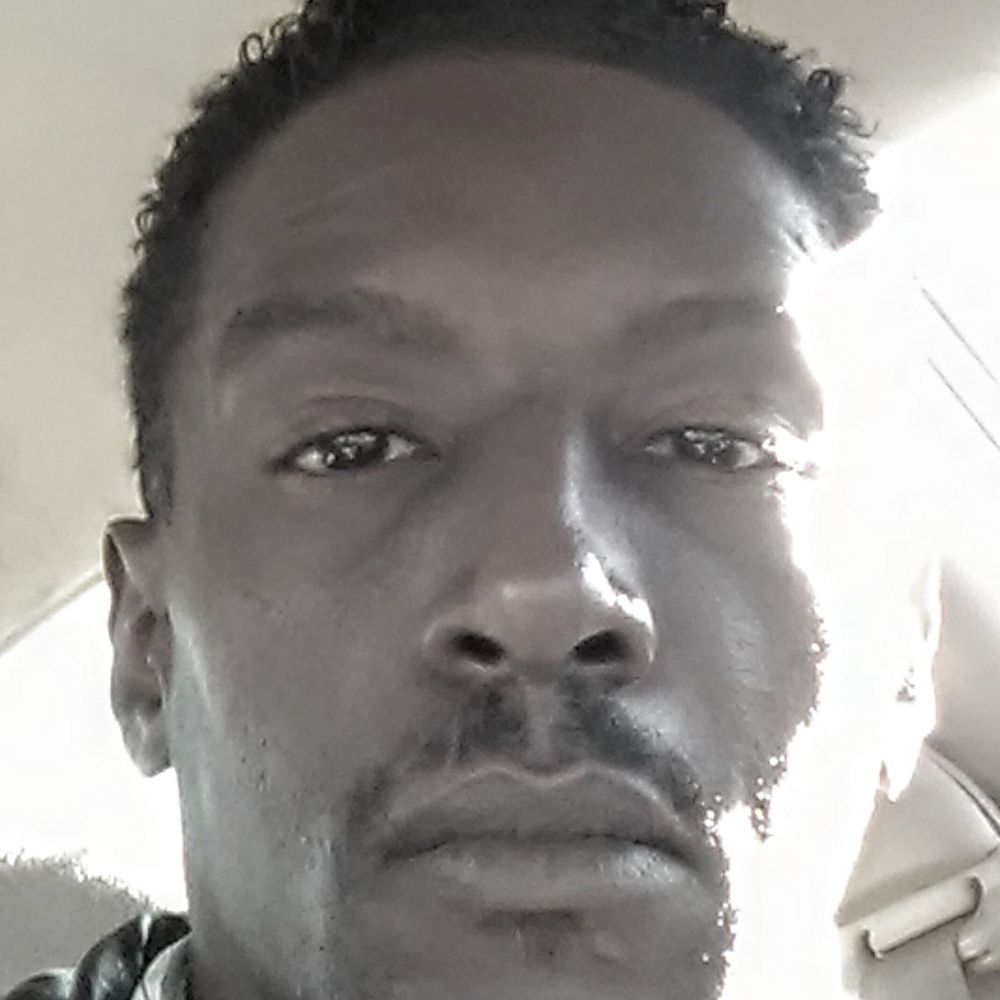 Meet your Posher, Uriel